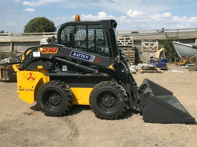 The Role of Drainage in Long Lasting Driveways and Commercial Surfaces